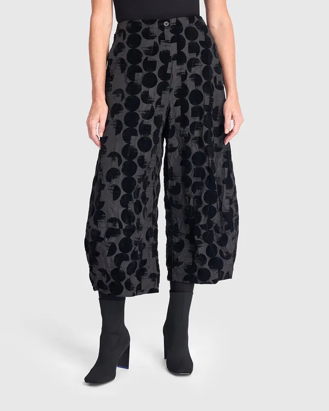 alembika-carbon-barrel-pants-crescent-cropped-ballonhose image 1