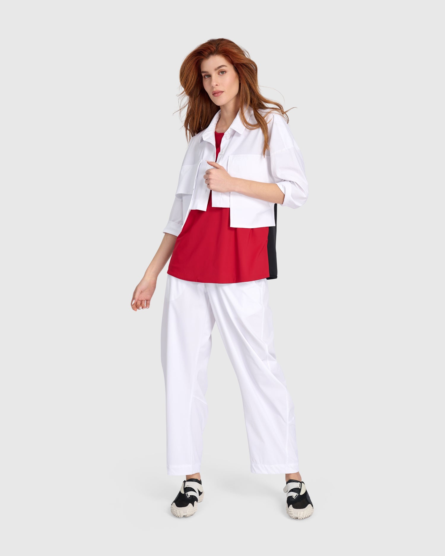 alembika-tekbika-crop-utility-topper-white-kurze-jacke-mit-upf-50 image 7