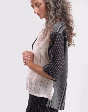 alembika-mix-stripe-keyhole-top-white-leinentop image 4