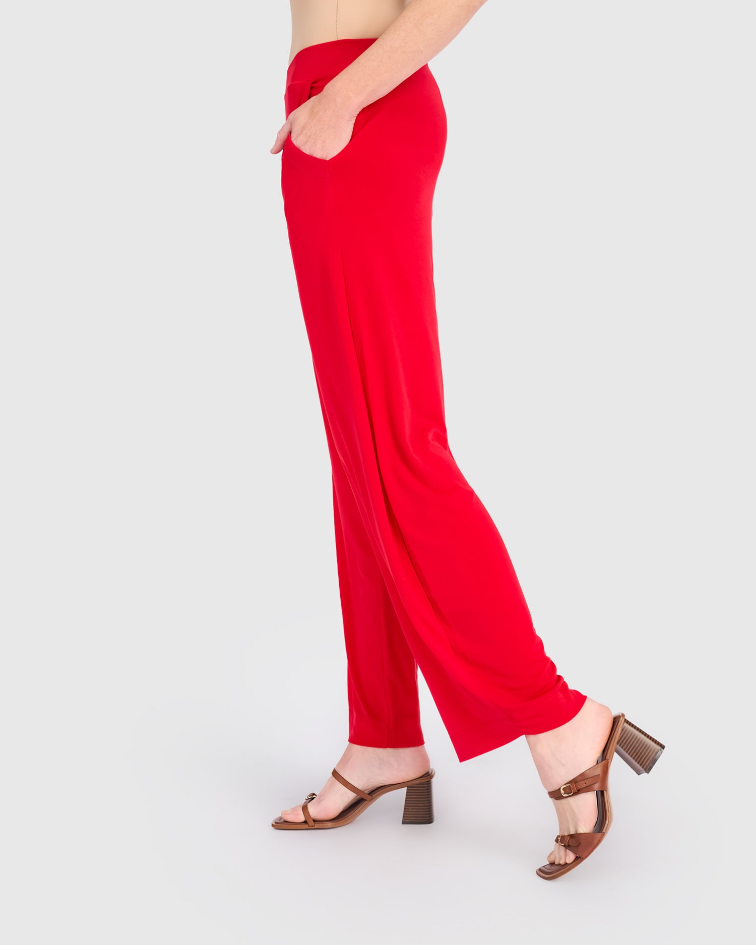 alembika-essential-slinky-flow-pants-ap620r-hose-red image 4