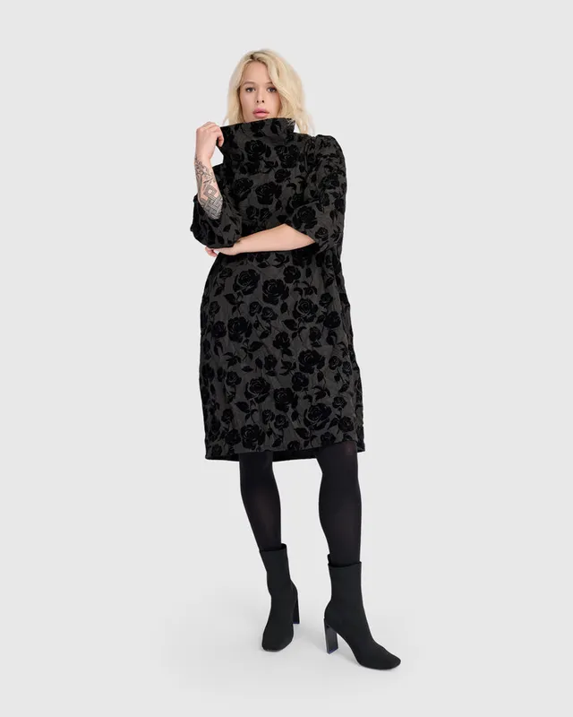 alembika-jaquie-shift-dress-black-roses image 1