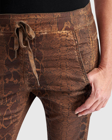 alembika-python-iconic-stretch-jeans-damen-boa image 2