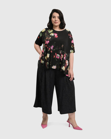 alembika-drinks-on-me-trapeze-top-floral-schwarz image 4