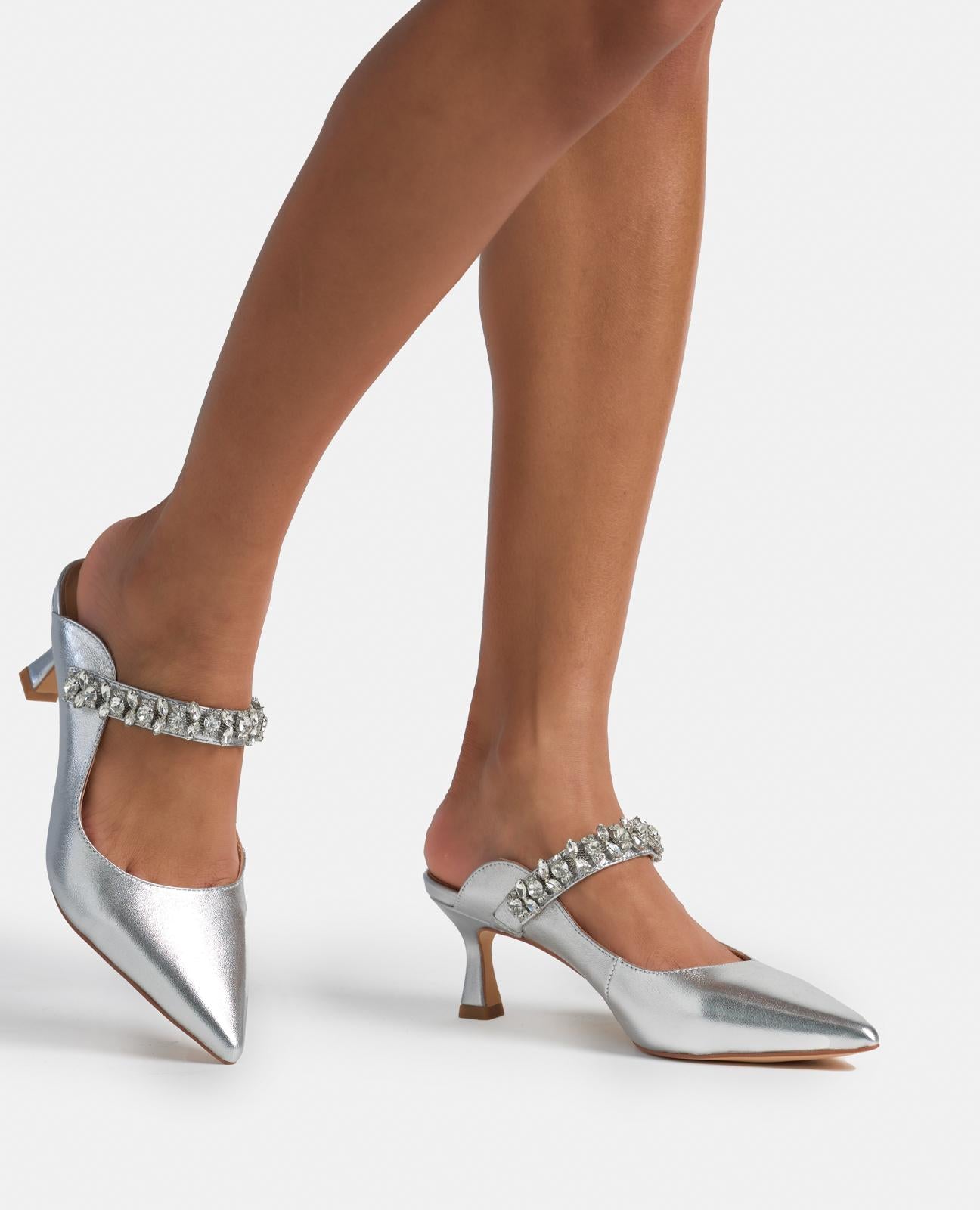 alma-en-pena-mule-schnallenlos-mit-strass-riemen-6-cm-absatz-silber image 6