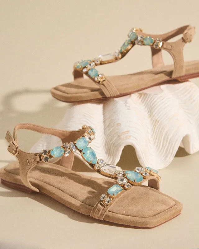 alma-en-pena-flat-sandals-with-rhinestone-accents-flache-sandale-arena image 1