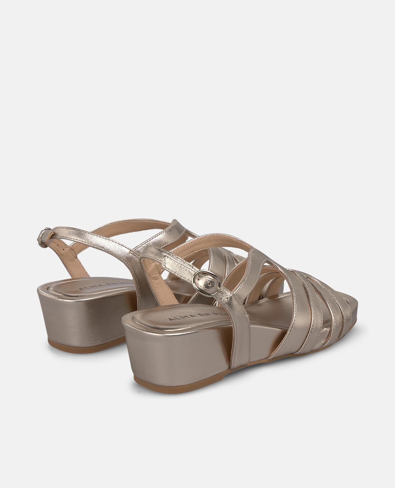 alma-en-pena-basic-keilsandalette-bronze-metallic-4-5-cm image 3