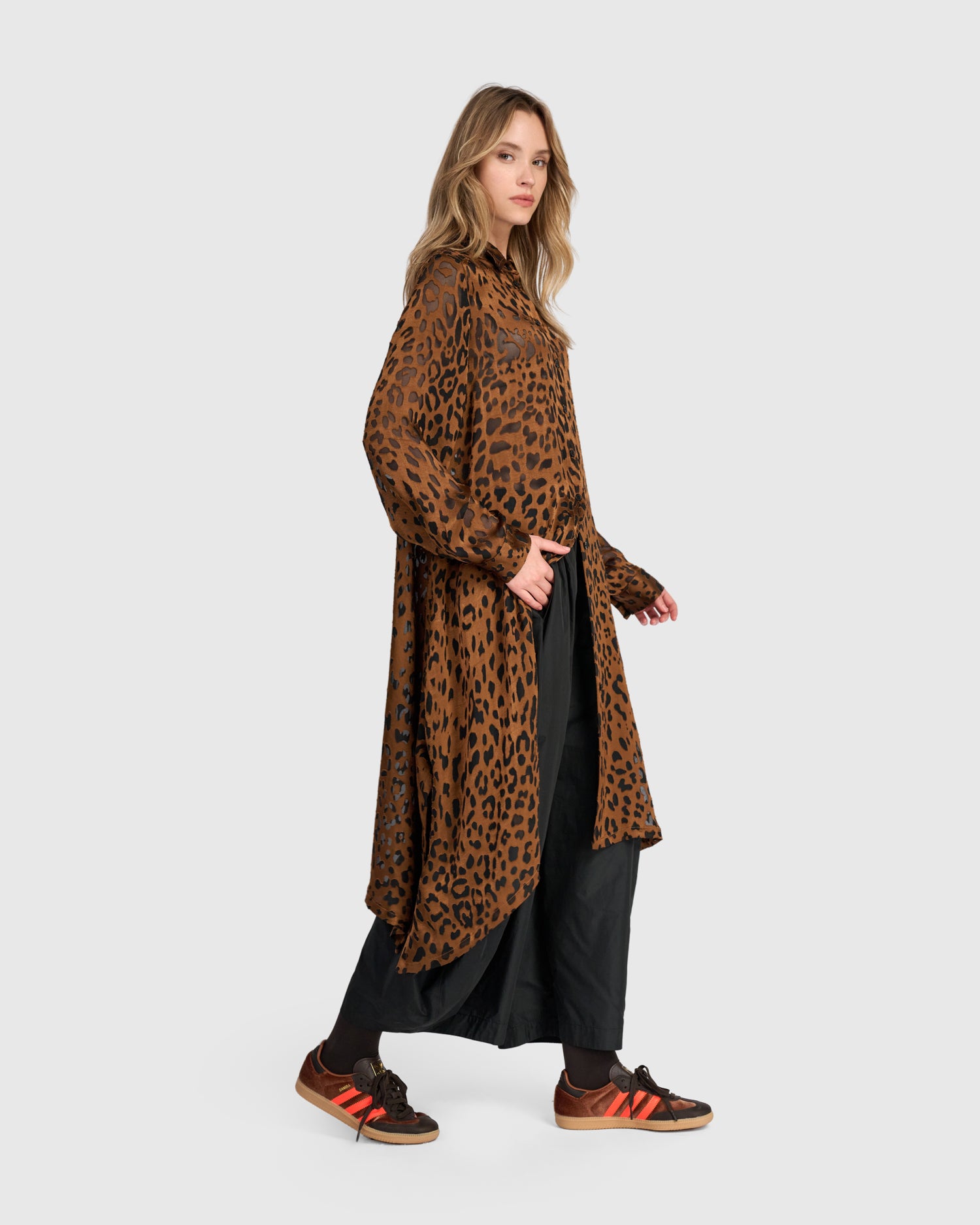 alembika-nadia-tunic-cognac-leopard-damen-tunika image 5
