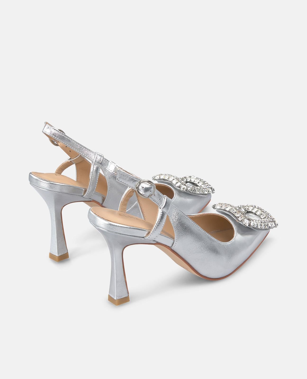 alma-en-pena-brooch-heel-shoe-stiletto-riemen-pumps-9-cm-in-silber image 3