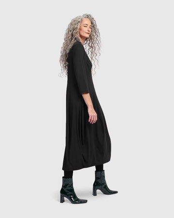 alembika-essential-pockets-cocoon-kleid-schwarz image 7