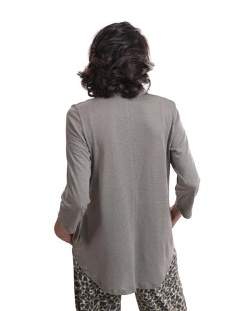 alembika-essential-linen-v-neck-top-sage-leinentop image 4