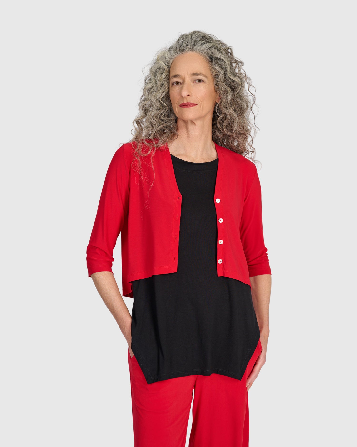 alembika-essential-slinky-cropped-cardigan-red-jerseyjacke image 1