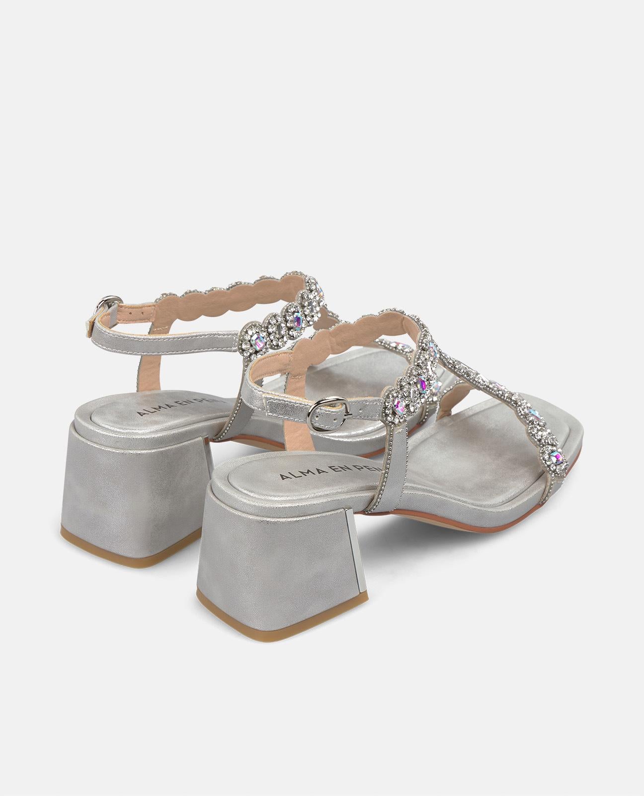 alma-en-pena-sandale-mit-strass-details-silber-absatz-6-cm image 3