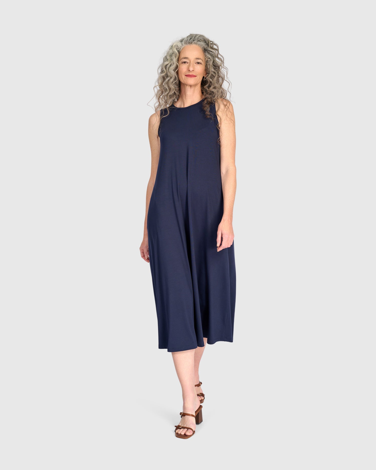 alembika-essential-sleeveless-a-linie-kleid-navy-midi image 4