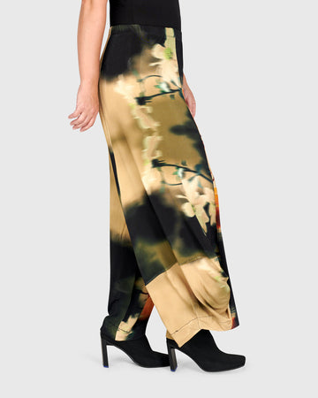alembika-martini-punto-hose-floral image 6
