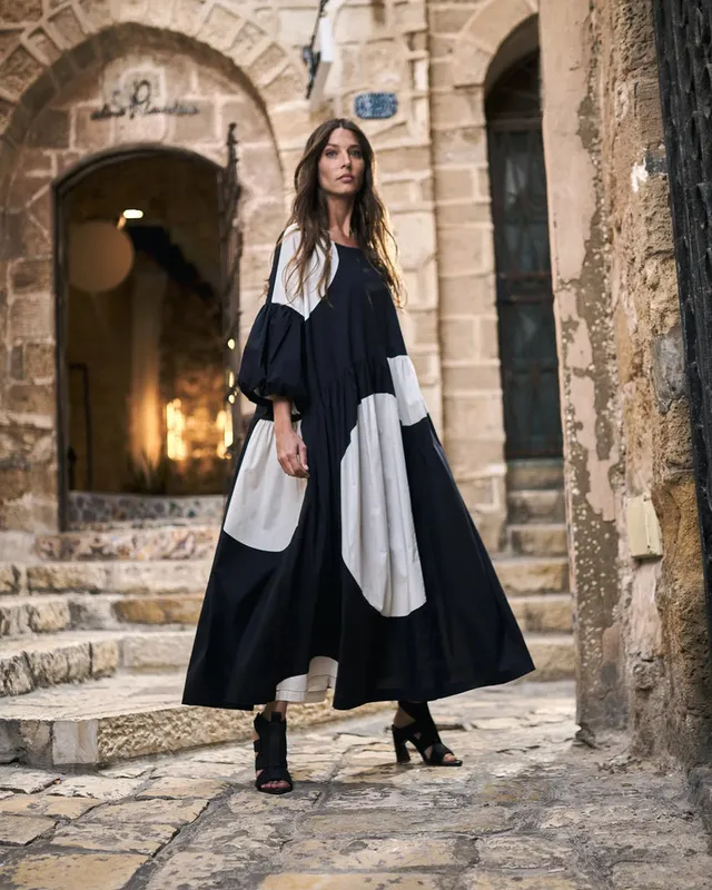 alembika-donna-effortless-dress-mono-maxikleid image 1