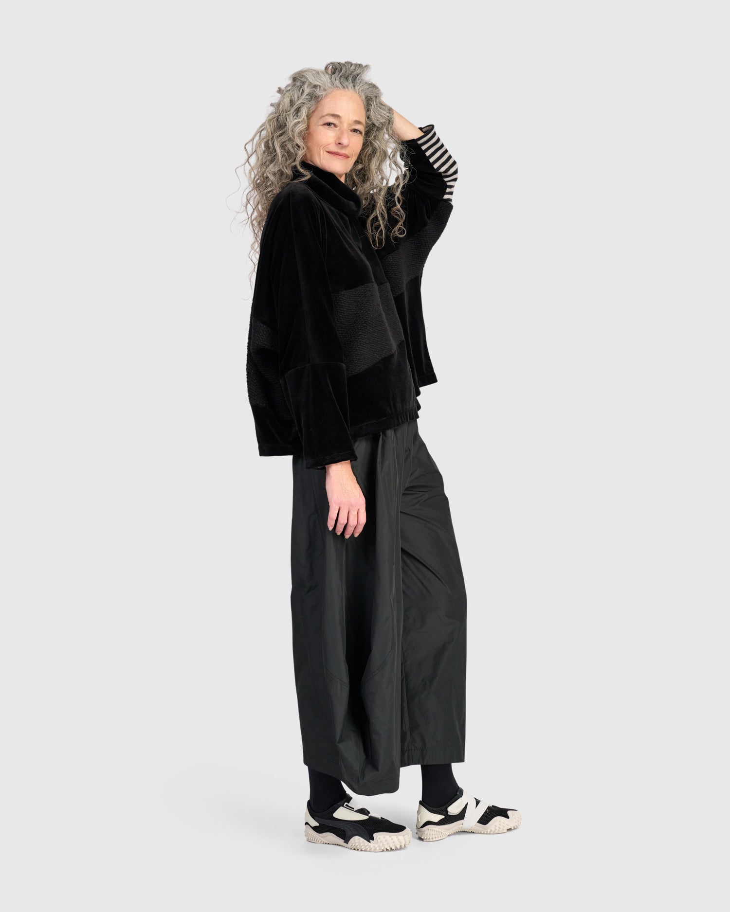 alembika-urban-soder-top-black-mix-samt-tunika image 4