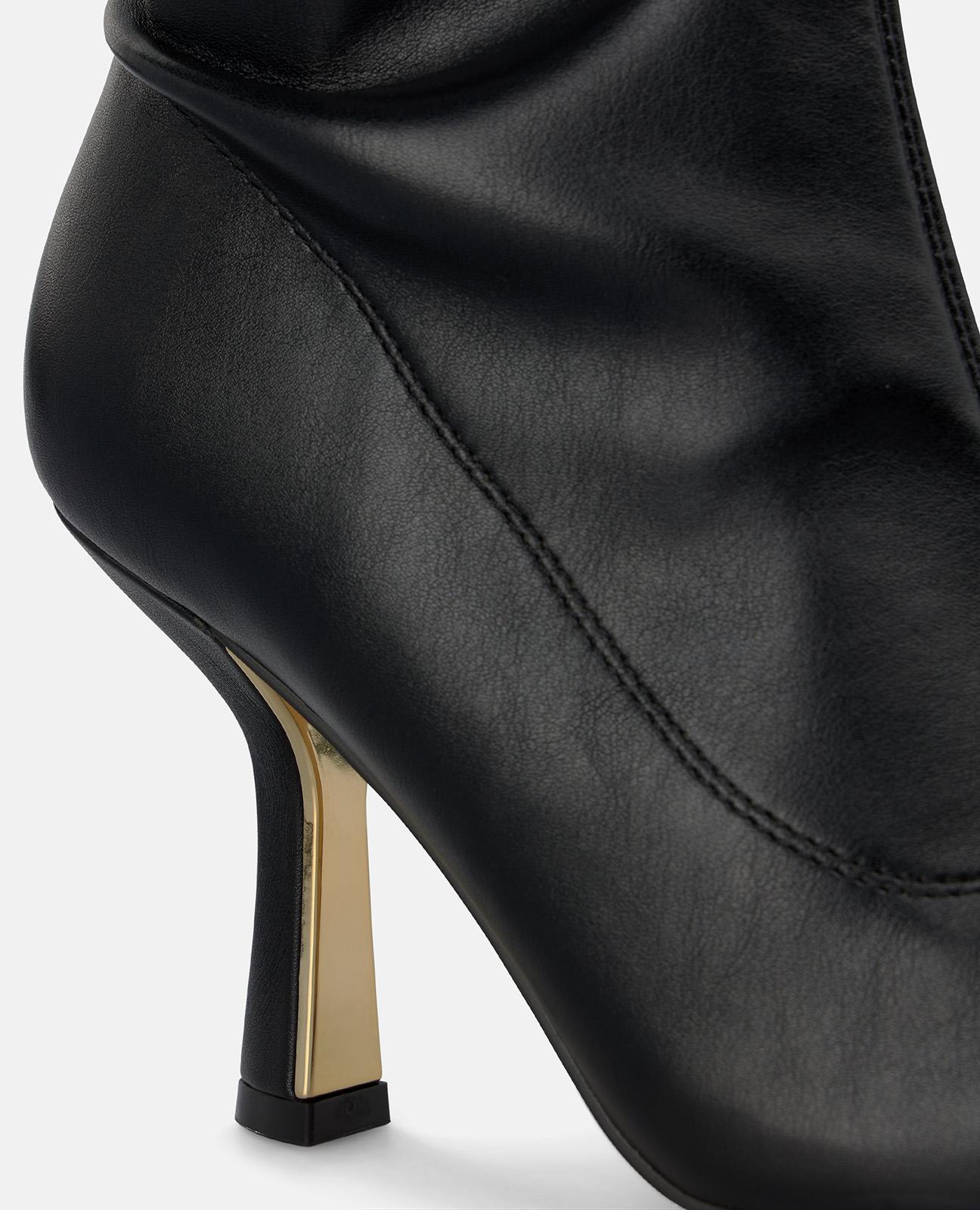 alma-en-pena-stiefel-in-leder-optik-mit-rei-verschluss-schwarz image 4