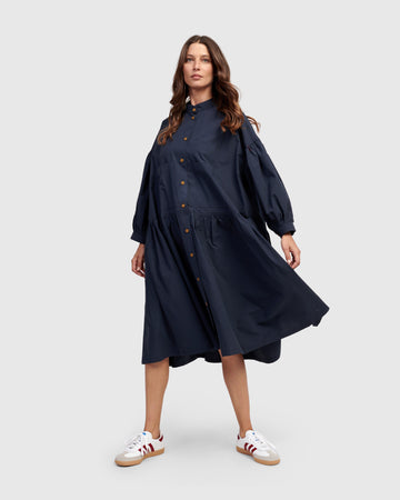 alembika-schoolhouse-dress-navy-hemdkleid image 7