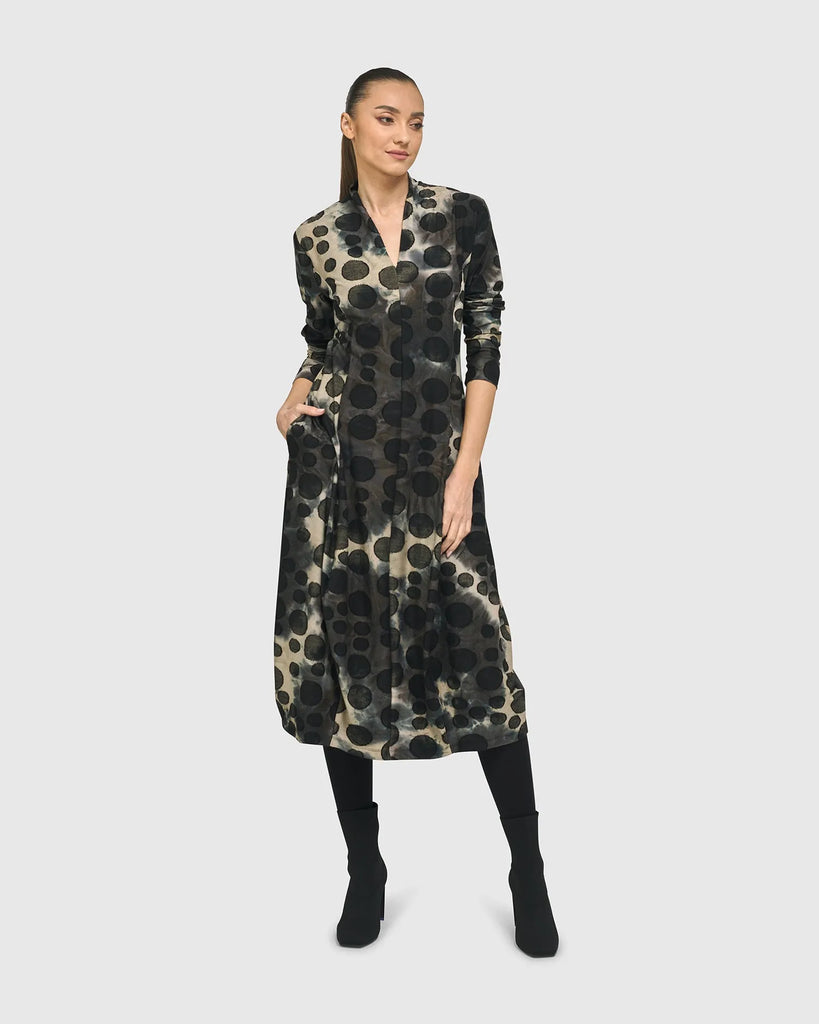 alembika-bermuda-cocoon-midi-kleid-coffee image 1