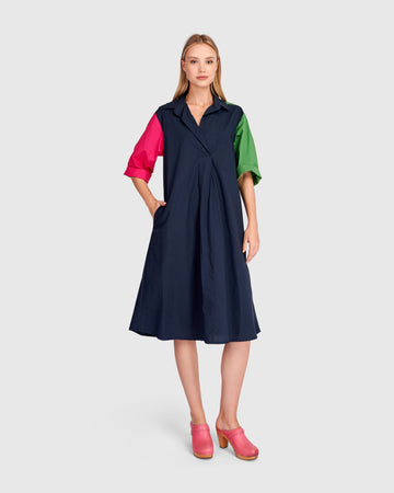 alembika-splash-popover-dress-navy-multi-a-linie-midi-baumwolle image 3