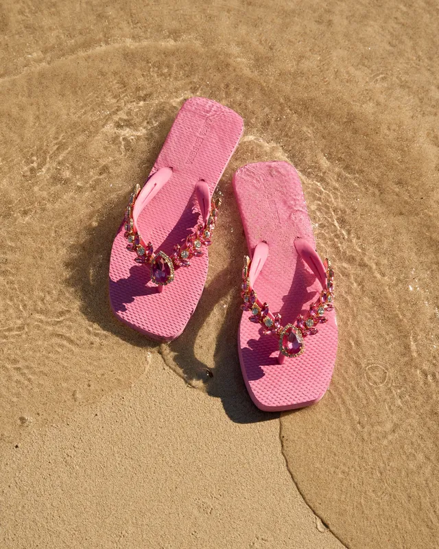 alma-en-pena-zehensteg-strandsandale-mit-metallic-verzierung-flach-rosa image 1