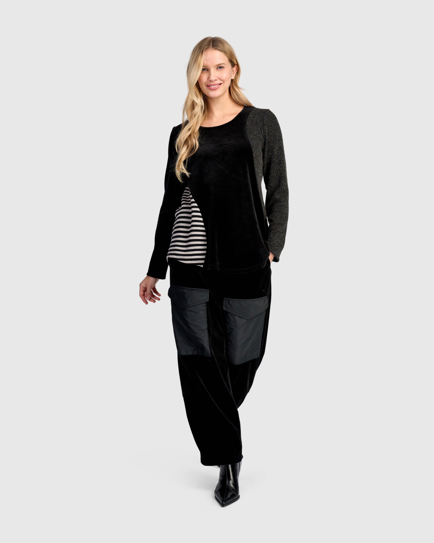 alembika-urban-mixe-shaped-top-black-mix-shaped-langarm-top image 6