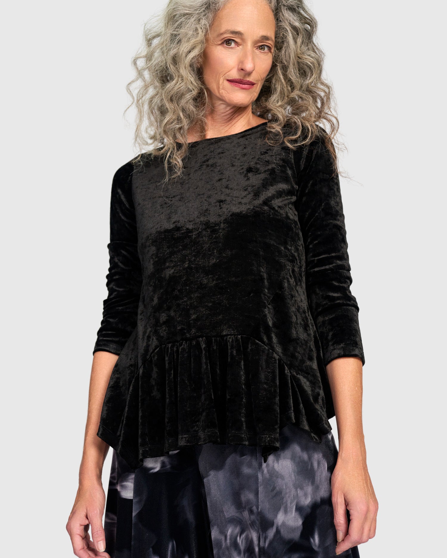 alembika-crushed-velvet-addison-top-schwarz image 2