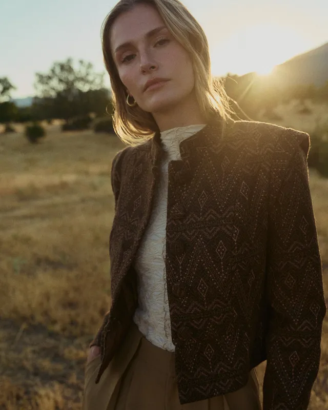 alma-en-pena-jacquard-jacke-mit-geometrie-print-khaki image 1