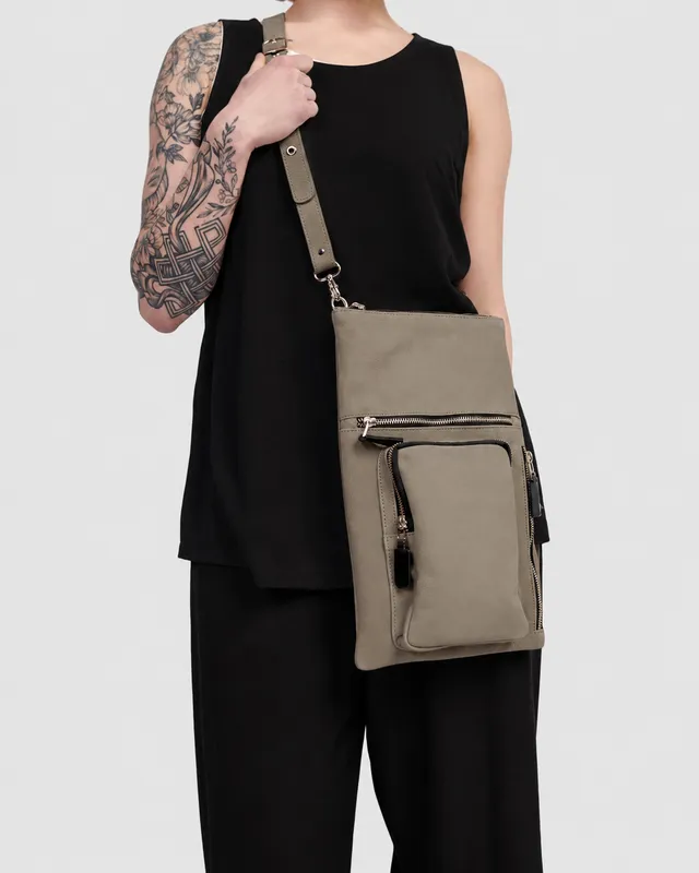 alembika-flat-stash-pouch-tasche-damen-leder-grau image 1