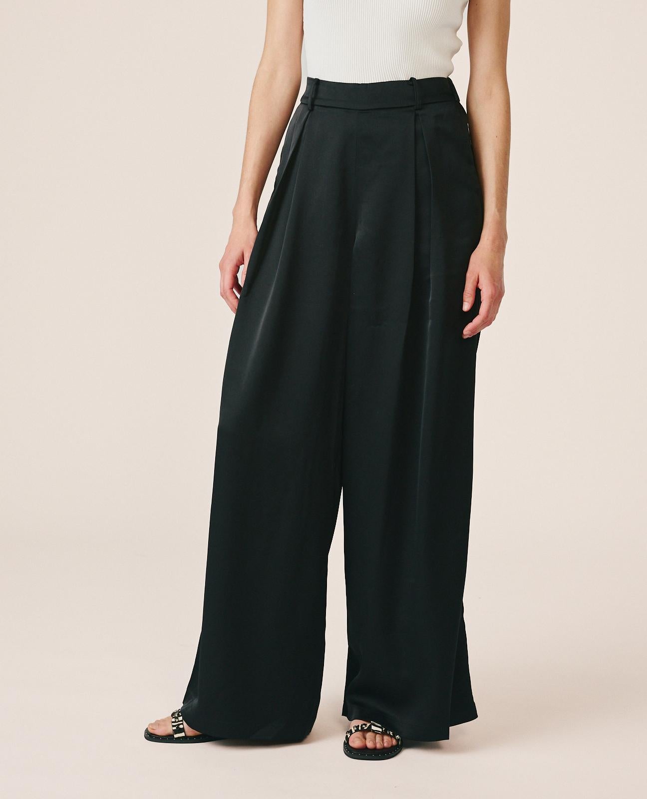alma-en-pena-satin-hose-high-waist-marlenehose-schwarz image 2
