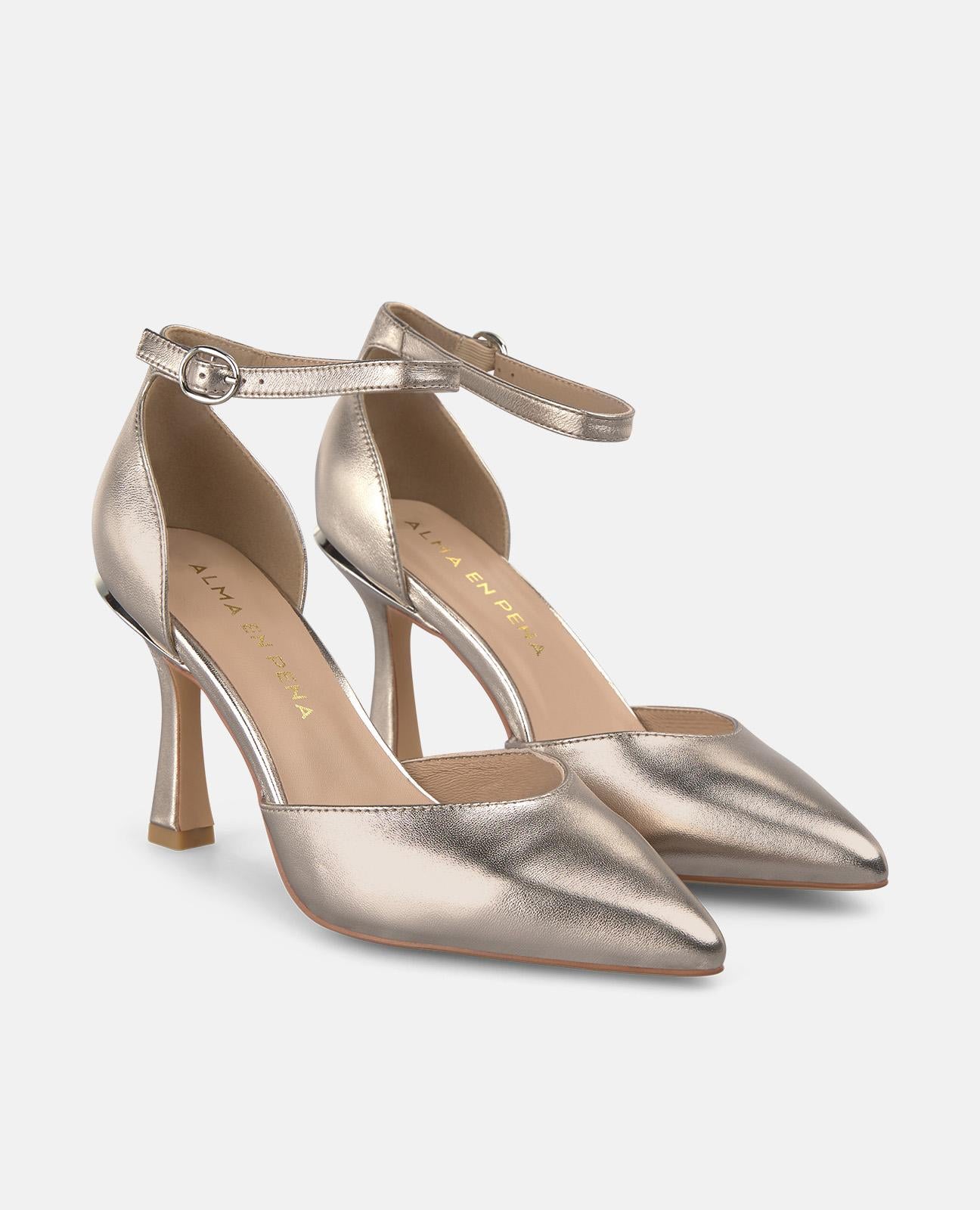 alma-en-pena-special-heel-pumps-metallic-pumps-9-cm-in-bronze image 2