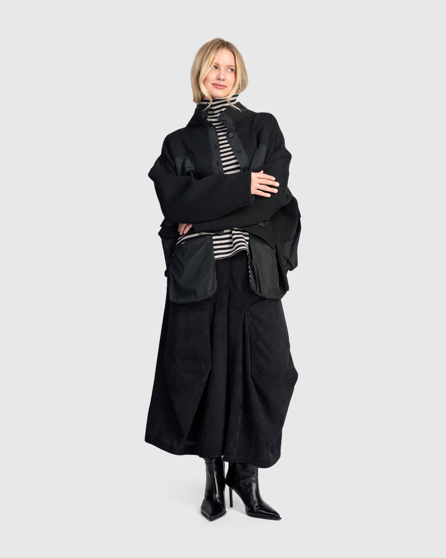alembika-cord-harem-pockets-hose-schwarz-culotte image 5