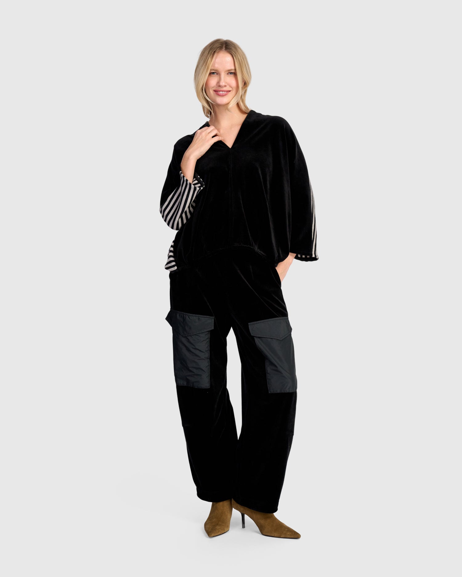 alembika-urban-velvet-lounger-hose-schwarz image 6