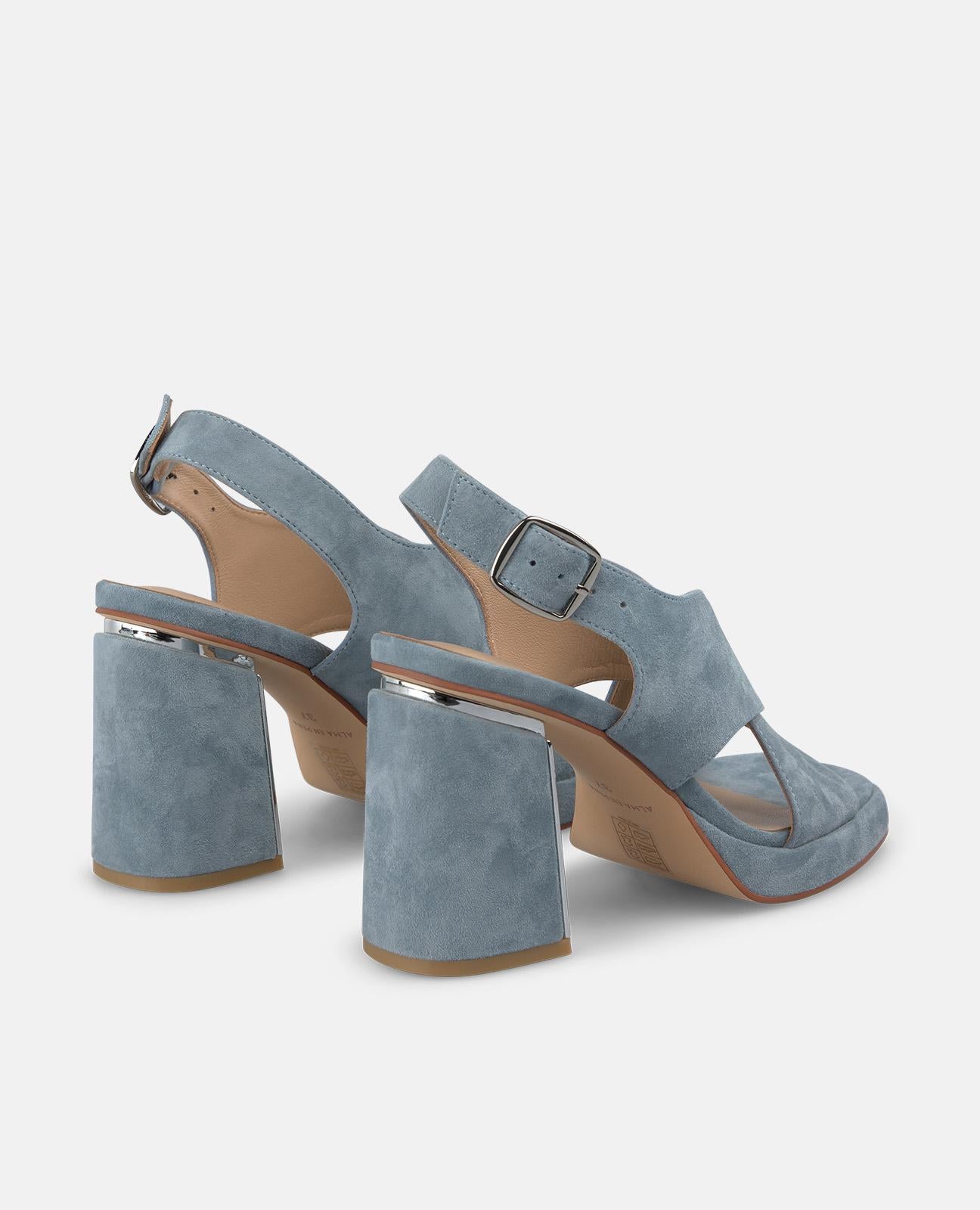 alma-en-pena-wide-strap-sandal-riemchensandale-blau-8-5-cm-eckig image 3