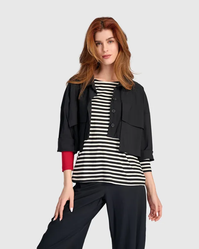 alembika-tekbika-crop-utility-topper-black image 1