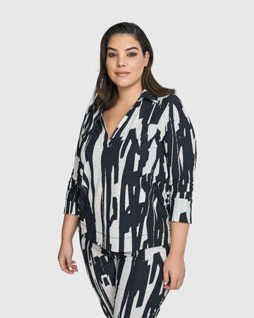 alembika-cyber-v-neck-pullover-top-brush image 7