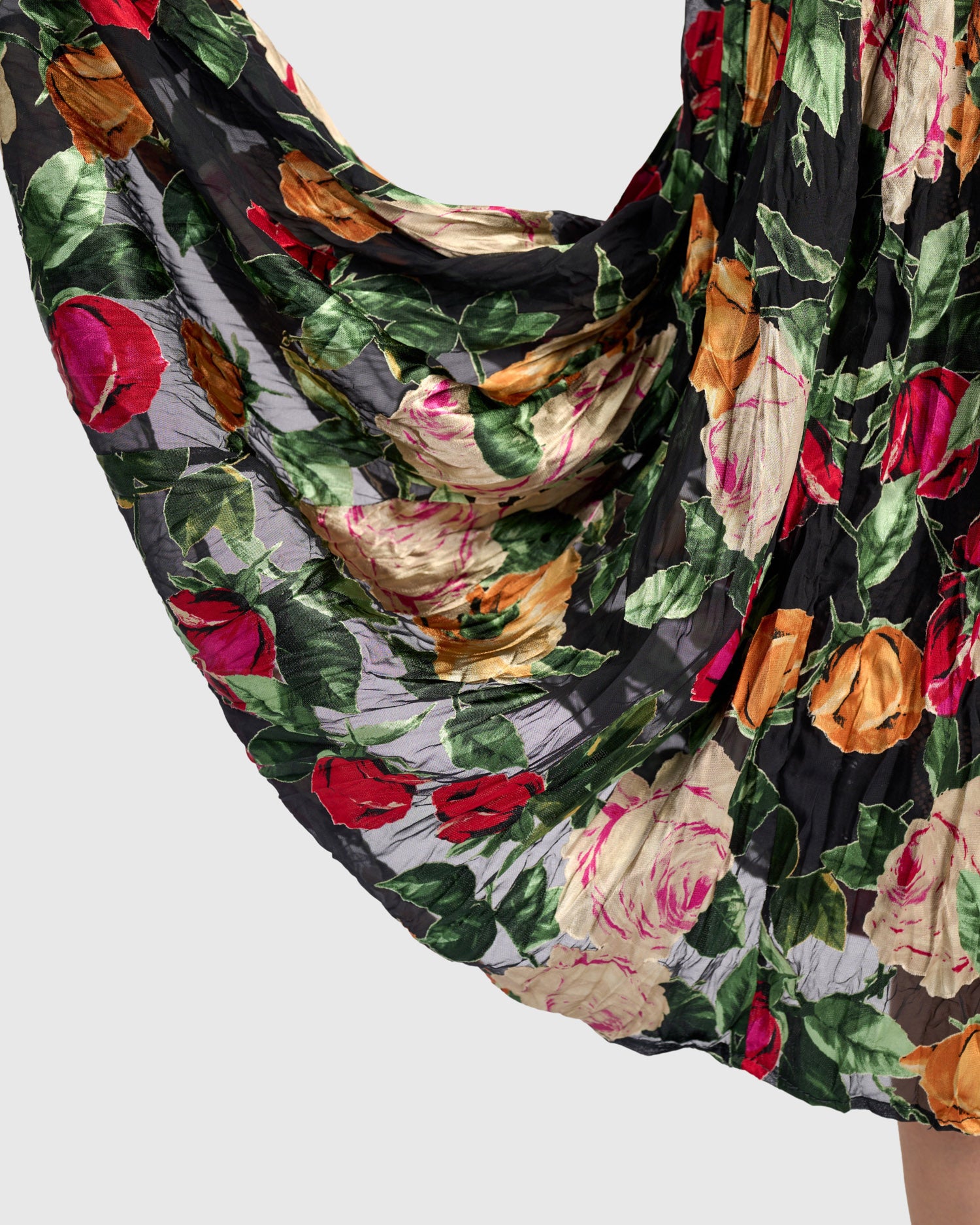 alembika-night-in-the-garden-kleid-sheer-floral-midi image 6