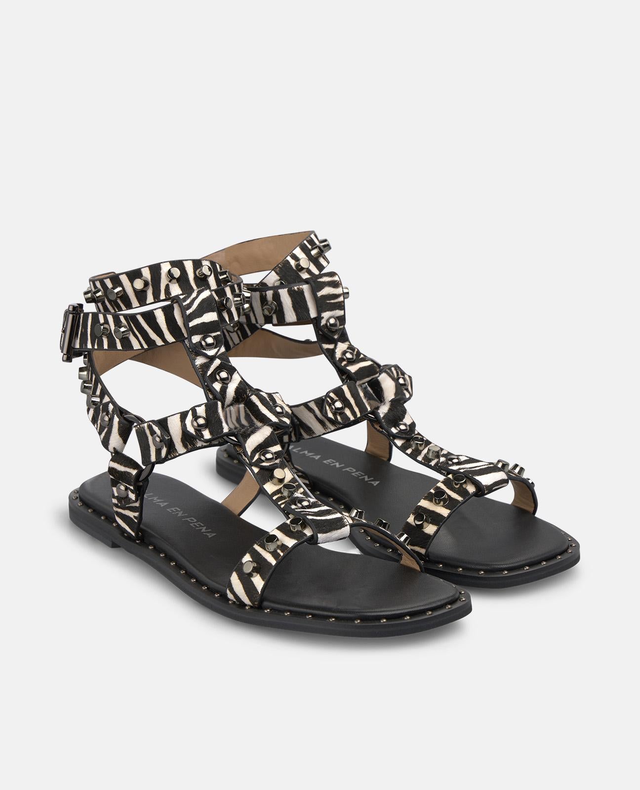 alma-en-pena-greek-style-sandals-with-studs-plateausandale-wei image 2