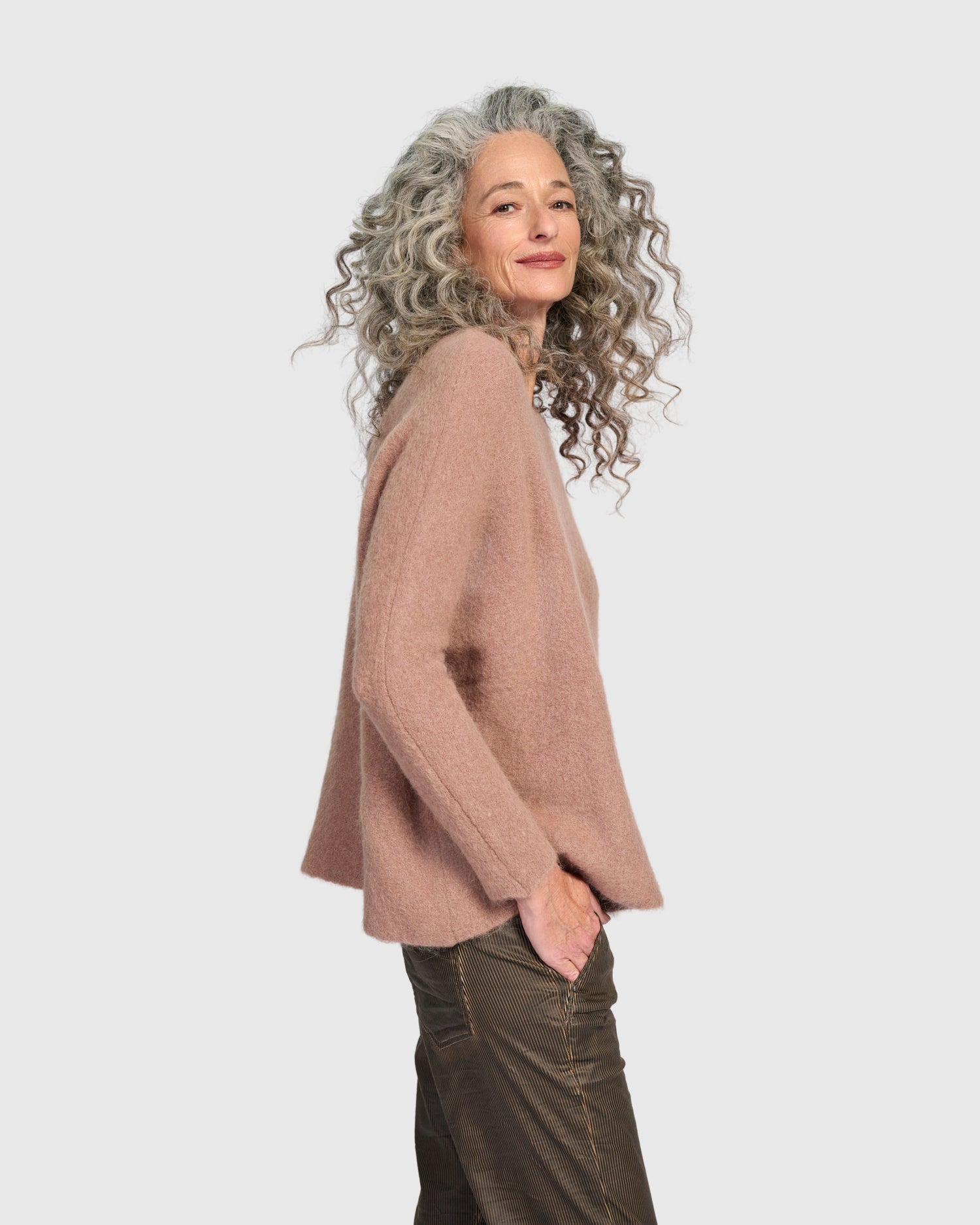 alembika-sculpt-boxy-sweater-almond image 6