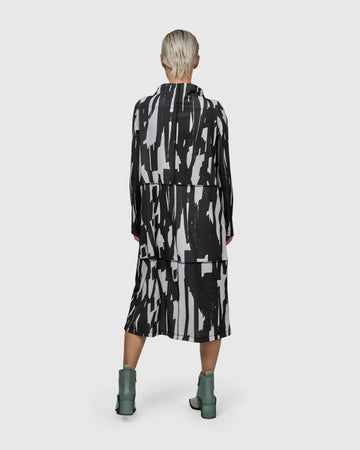 alembika-cyber-boxy-dress-brush image 7