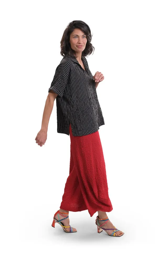 alembika-pinstripe-polo-top-schwarz-nadelstreifen image 1