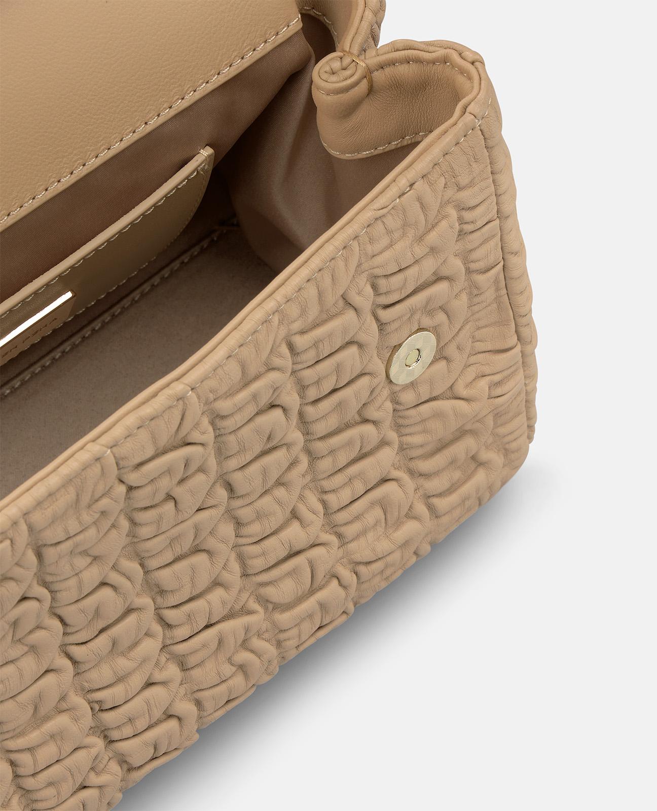 alma-en-pena-embossed-bag-leder-handtasche-arena-strukturiert image 5