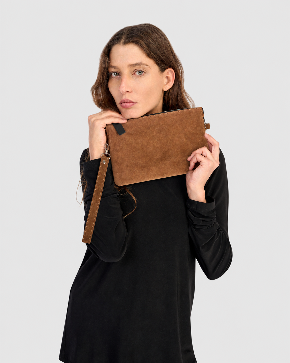 alembika-companion-wristlet-pouch-maple image 1