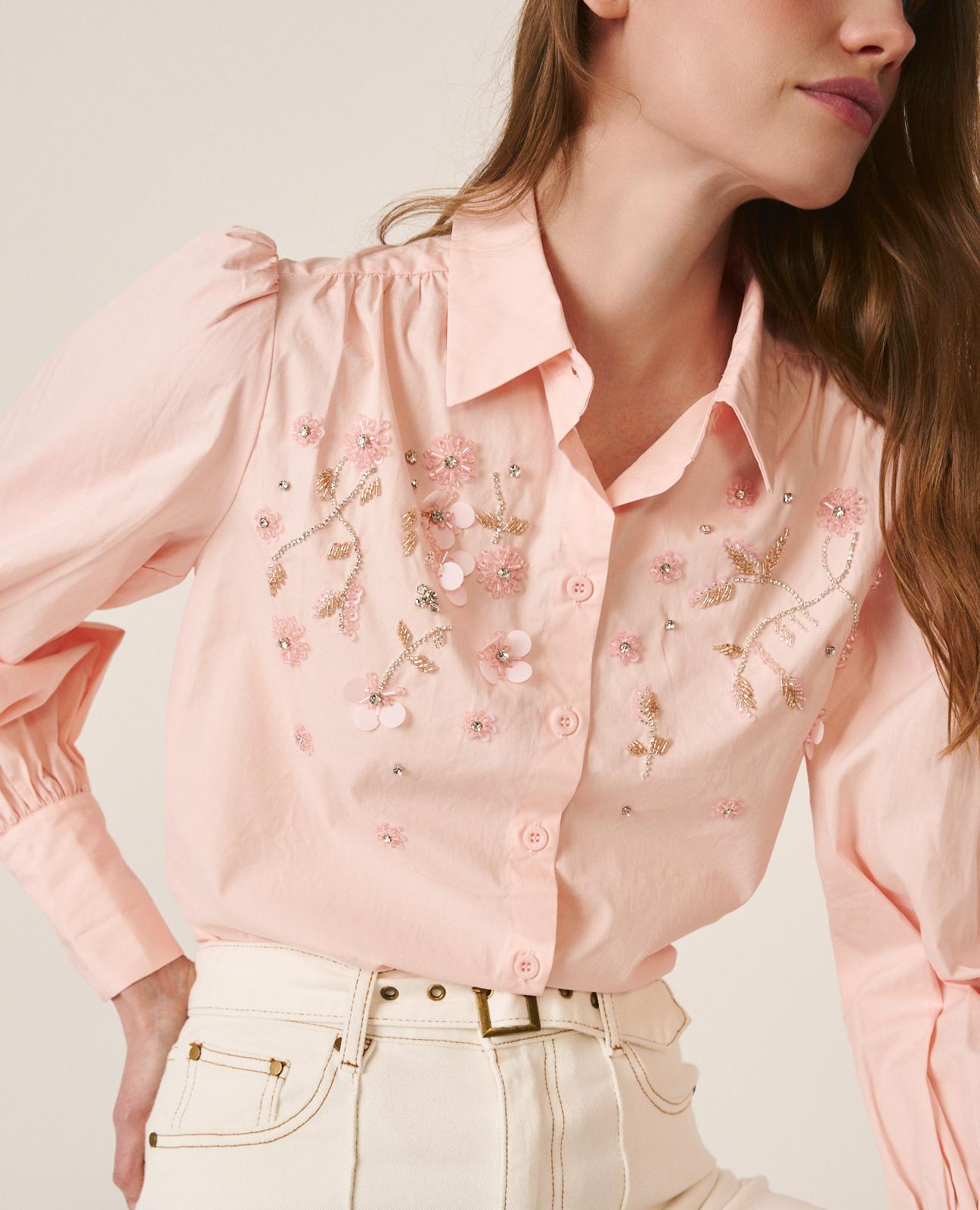 alma-en-pena-bluse-rosa-mit-strass-blumen-langarm-baumwoll-poplin-hemd image 3