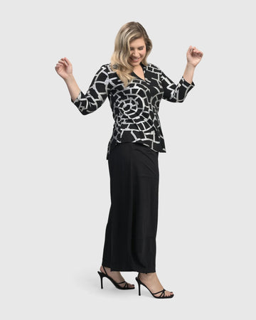 alembika-hypnotic-signature-v-neck-top-silver image 5