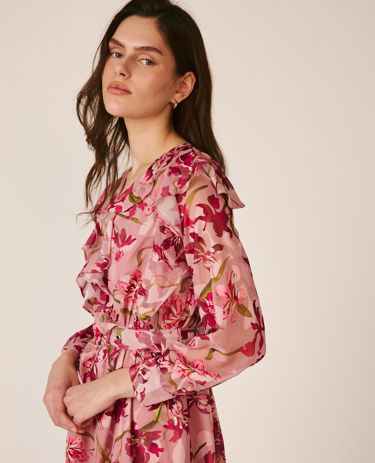 alma-en-pena-midi-dress-with-flowing-sleeves-blumen-midikleid-rosa image 5