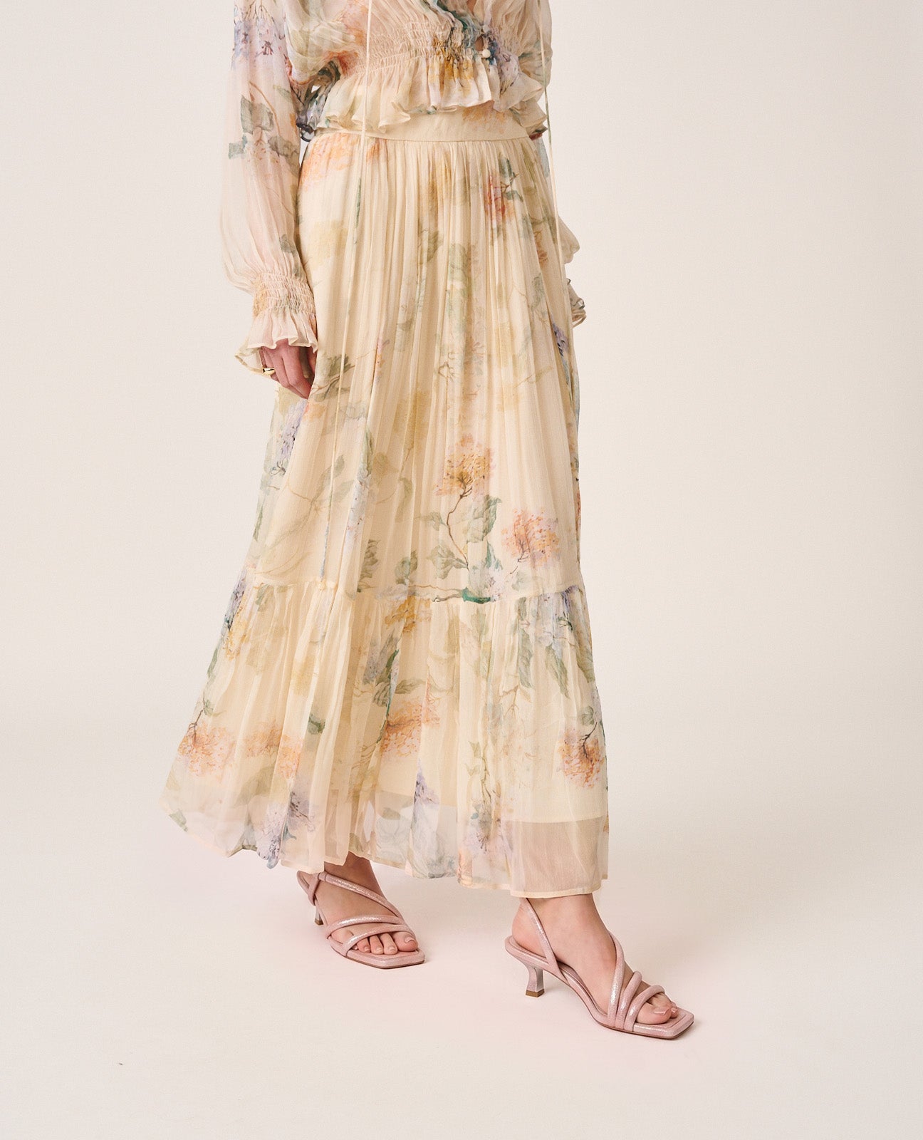 alma-en-pena-floral-midi-skirt-gebl-mter-midirock image 5