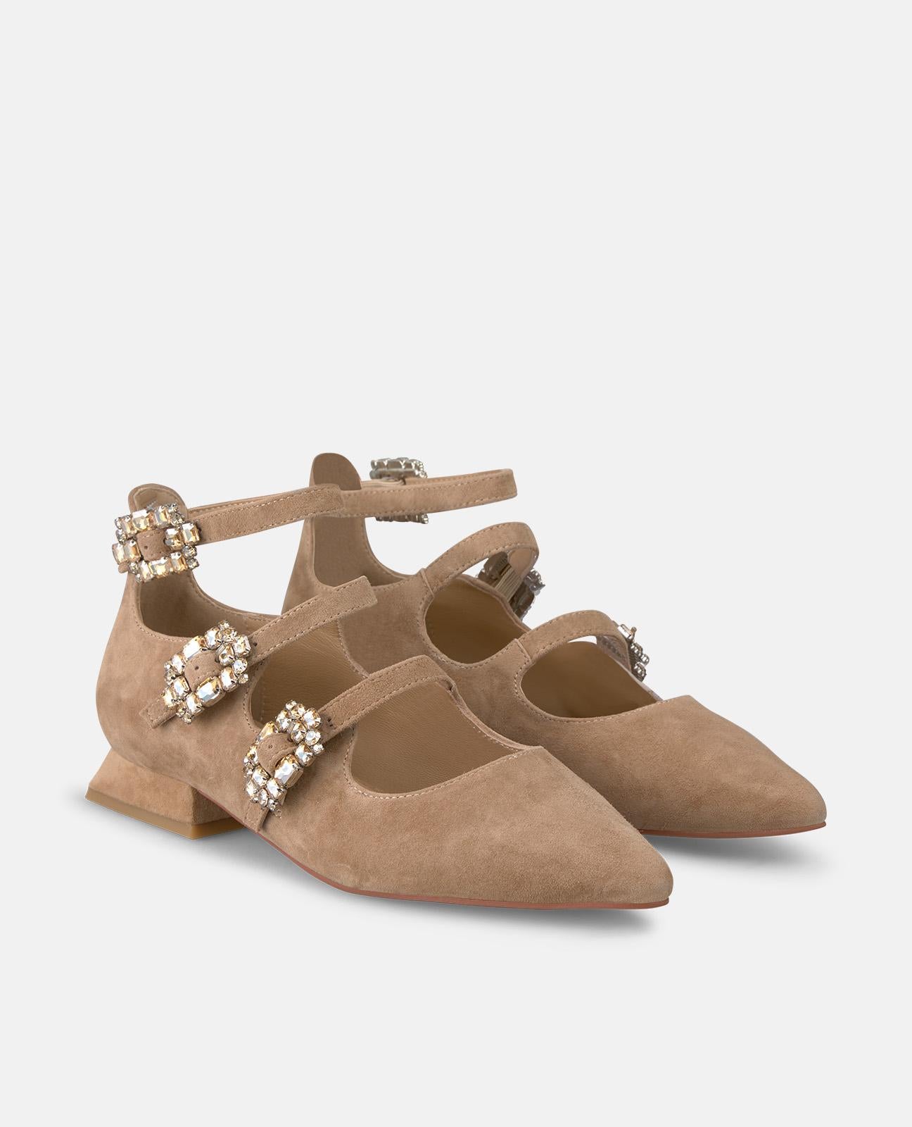 alma-en-pena-sharp-ballerina-camel-3-schmuck-schnallen image 2