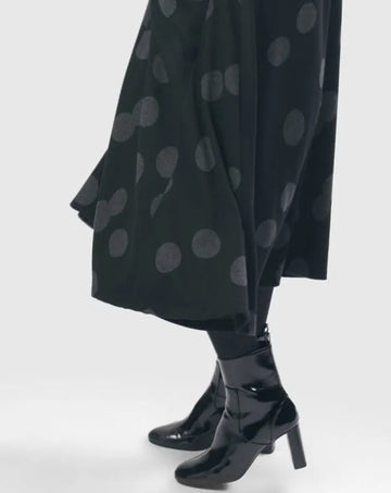 alembika-gwen-pocket-midi-dress-circles image 6