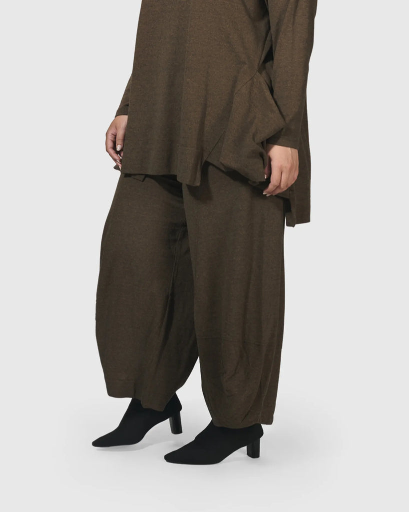 alembika-essential-toned-up-punto-hose-braun image 1